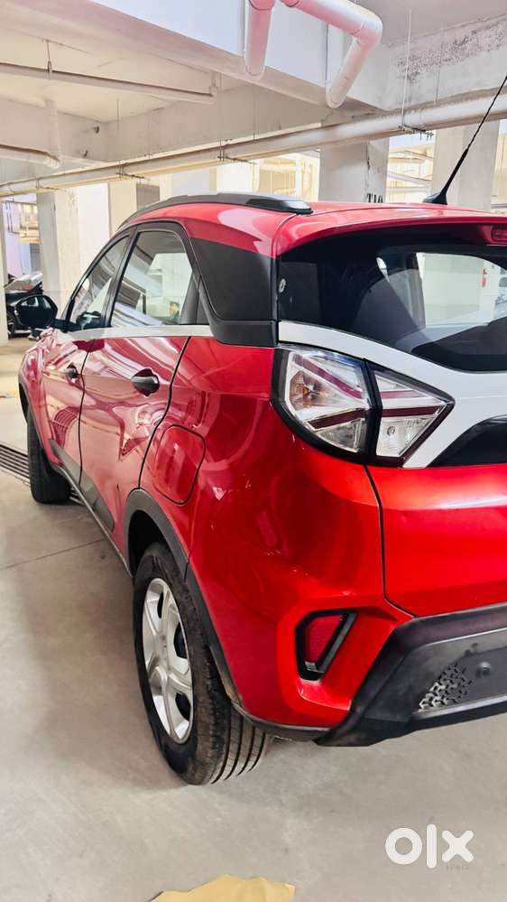 Tata Nexon 2020 Petrol | 70mi Front + Rear Dashcam Installed & 360 Cam