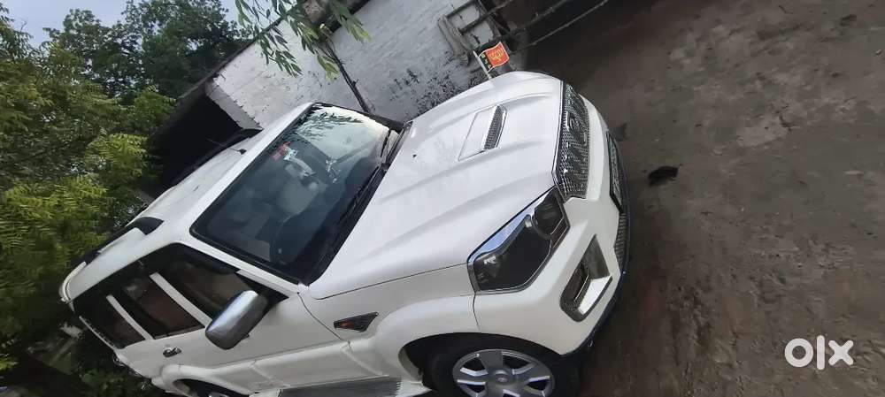 Mahindra Scorpio Intelli Hybrid 2015