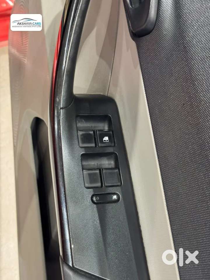 Tata Tiago 1.2 Revotron Xm, 2018, Petrol