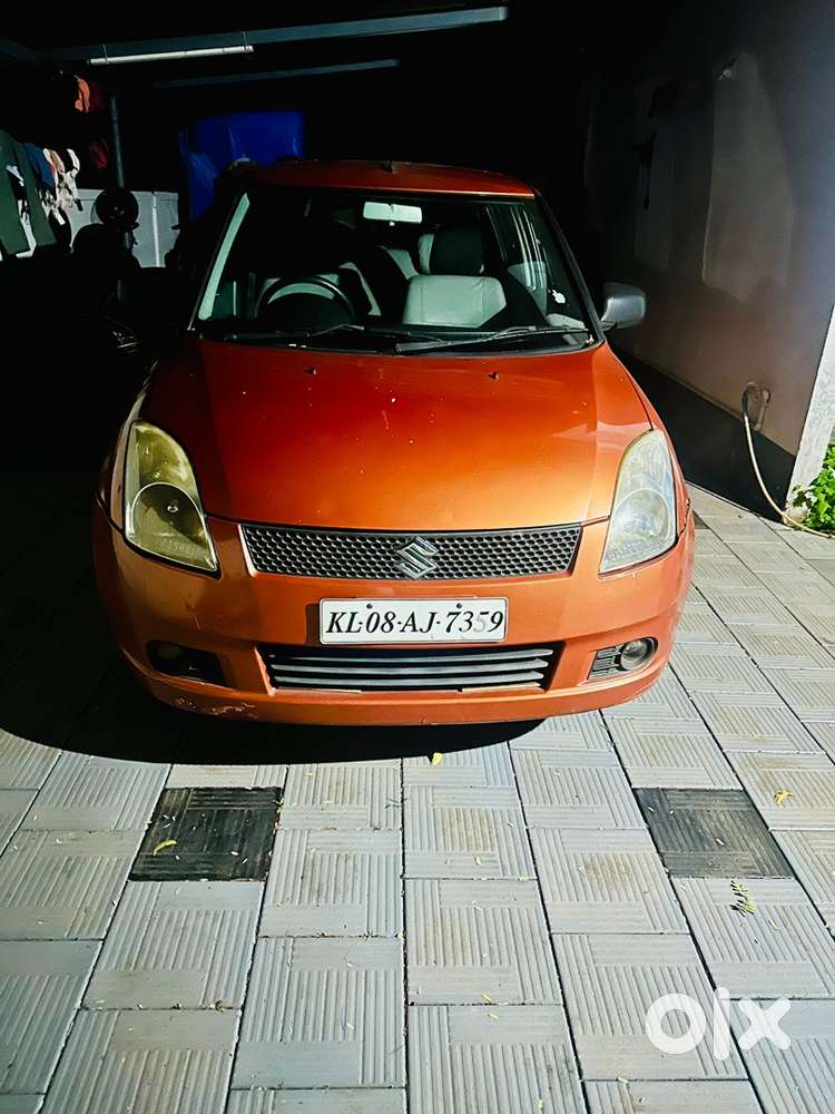 Maruti Suzuki Swift 2006 Petrol 87500 Km Driven