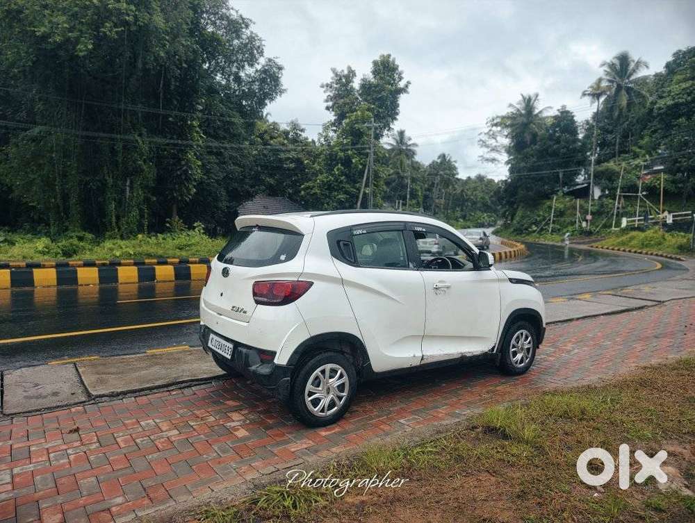 Mahindra Kuv 100, 2017, Petrol