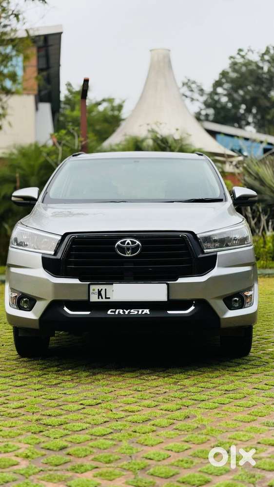 Toyota Innova Crysta 2.4 G Mt, 2017, Diesel