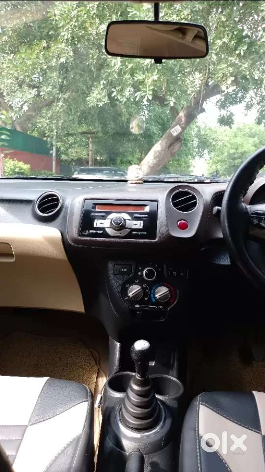 Honda Brio Vx Mt, 2013, Petrol