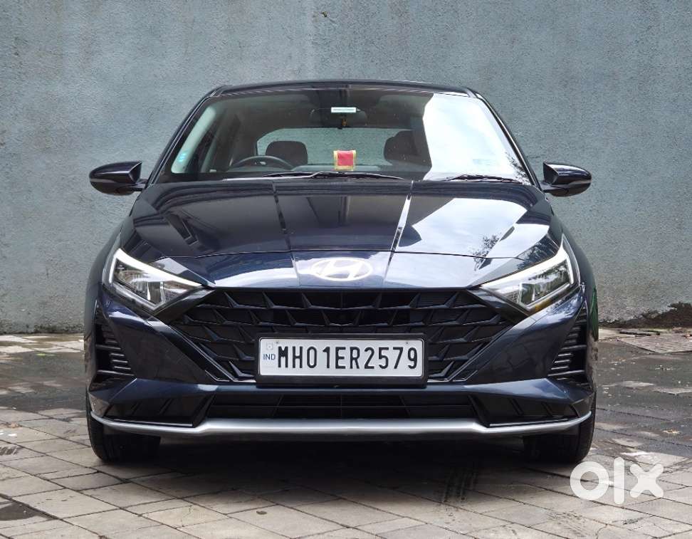 Hyundai I20 Asta (o) 1.2 Ivt Dual Tone, 2024, Petrol