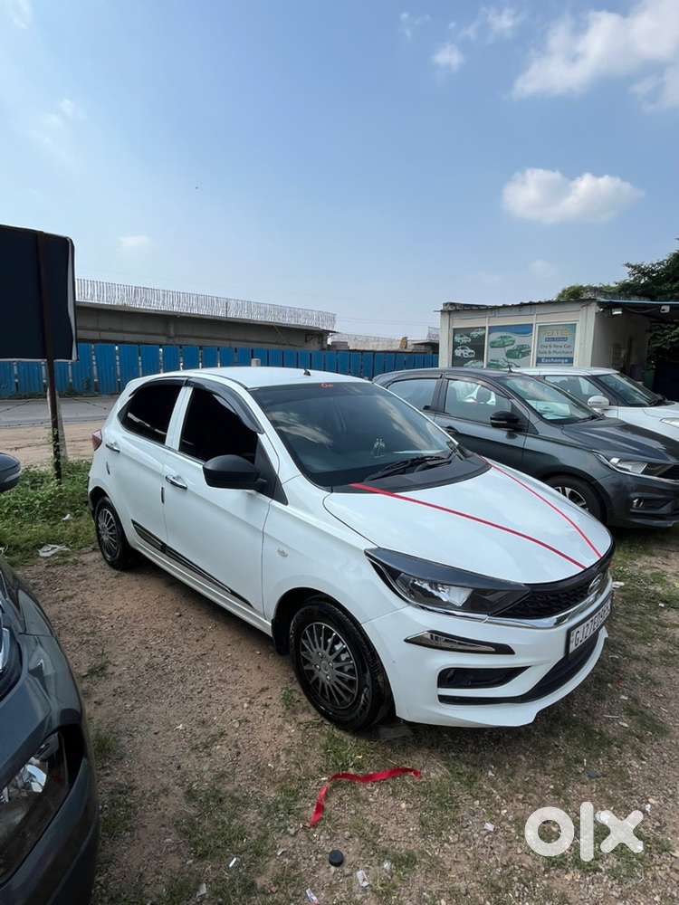 Tata Tiago Petrol Manual 2024 With After Market Cng