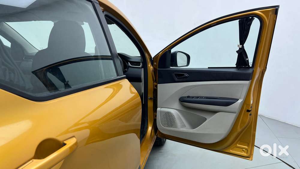Renault Triber Rxt Easy-r Amt, 2023, Petrol