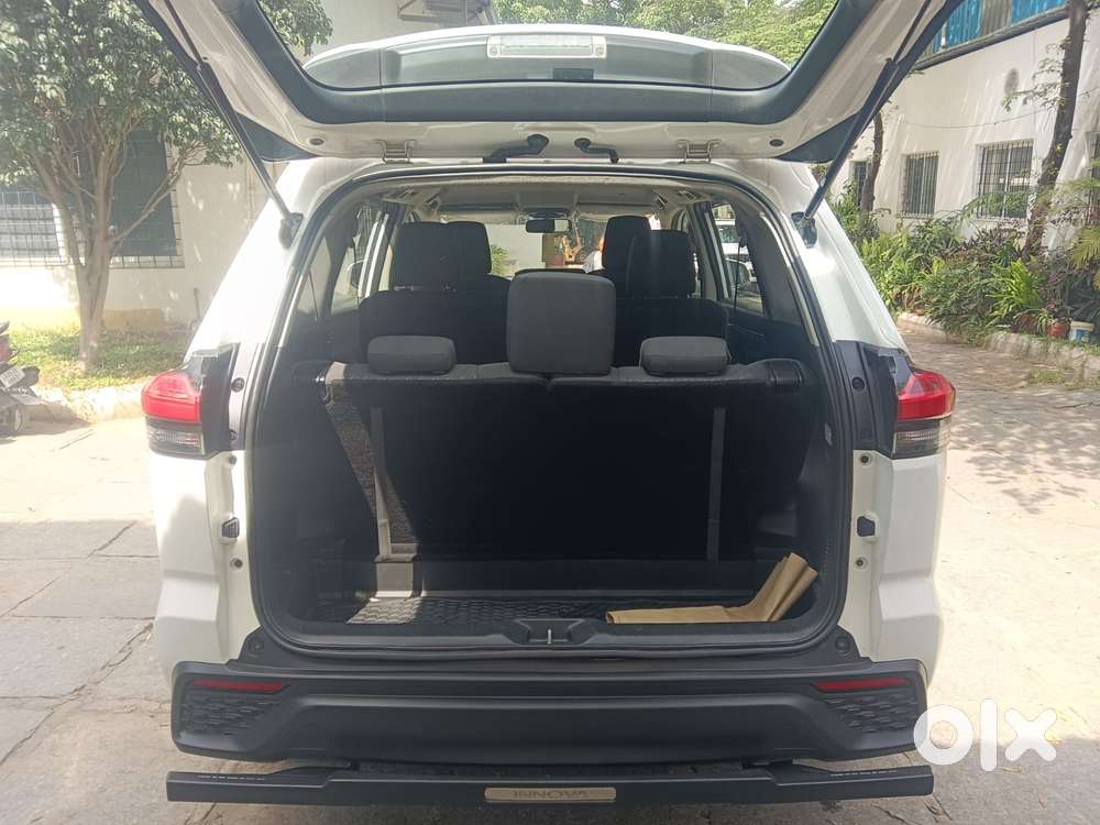 Toyota Innova Hycross 2.0 Gx 8 Str, 2024, Petrol