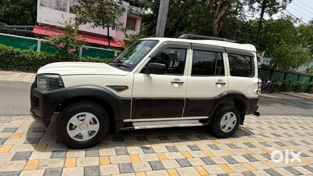 Mahindra Scorpio S2 2015