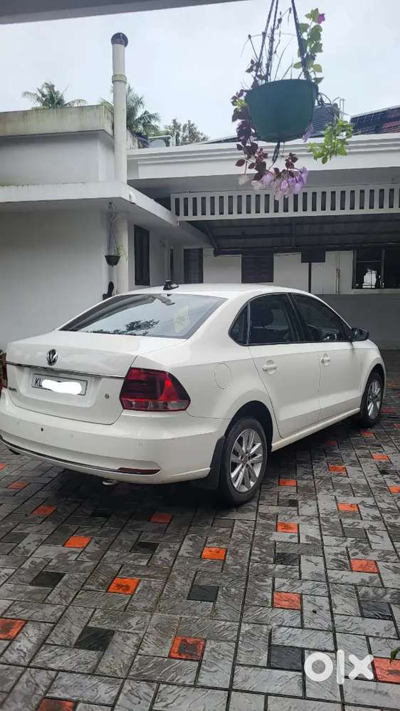 Volkswagen Vento 2016 Petrol 70000 Km