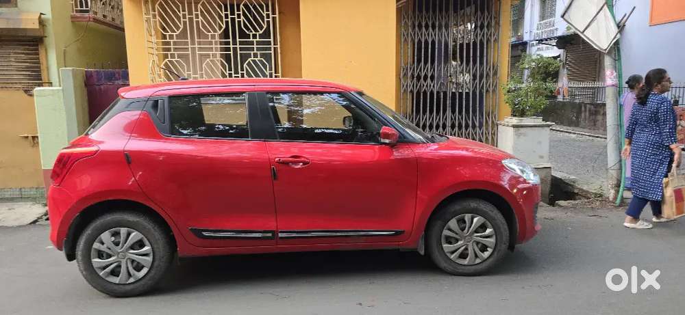 Maruti Suzuki Swift 2021 Petrol 32300 Km Driven