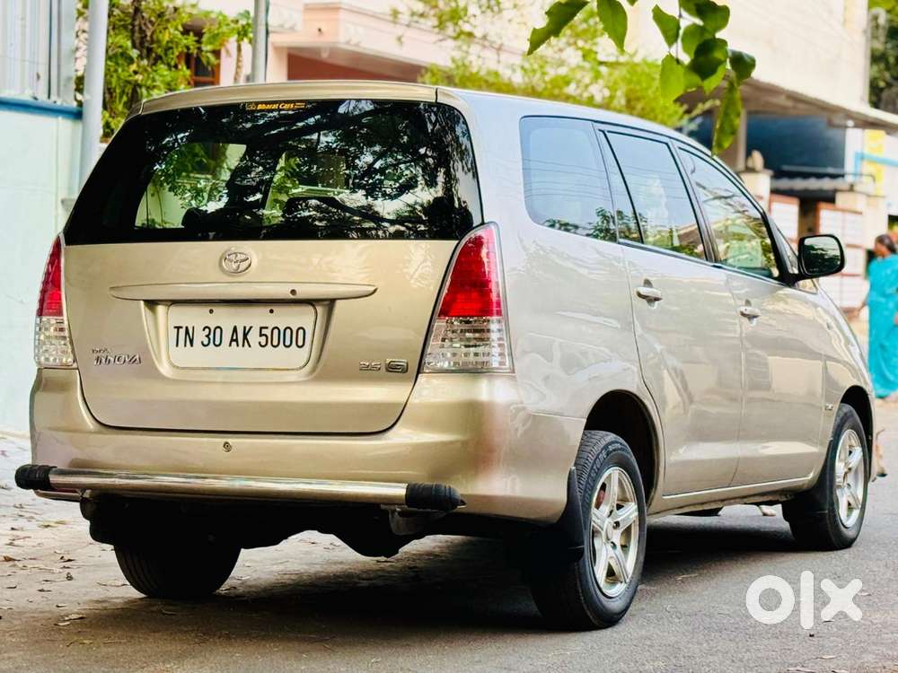 Toyota Innova 2.5 G (diesel) 8 Seater, 2010, Diesel