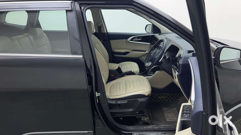 Kia Carens 1.5 Luxury Plus Diesel At 7 Str, 2023, Diesel