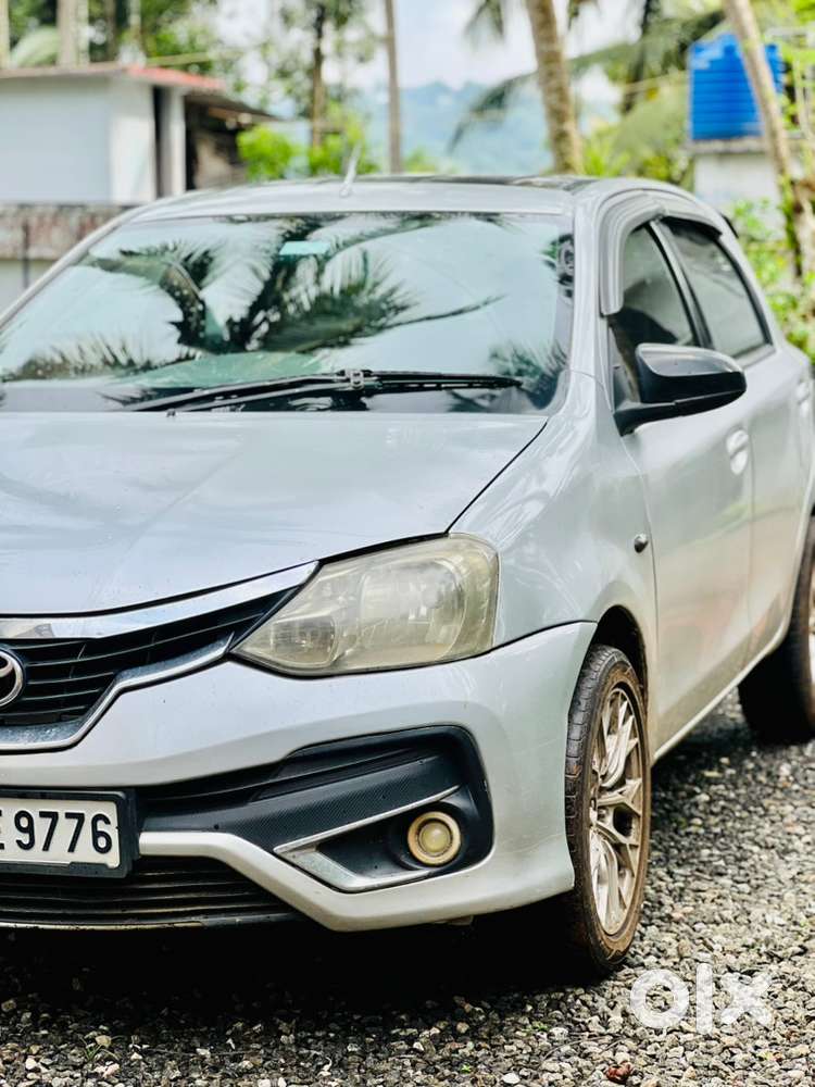 Toyota Etios Liva 2015