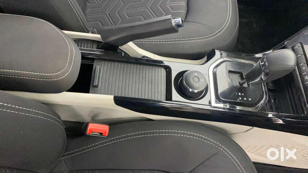 Tata Nexon 1.2 Revotron Xza Plus, 2022, Petrol