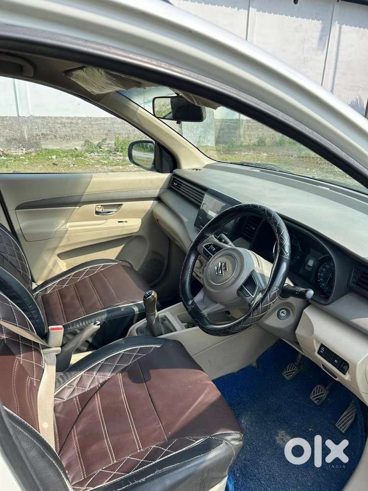 Maruti Suzuki Ertiga Vxi Smart Hybrid