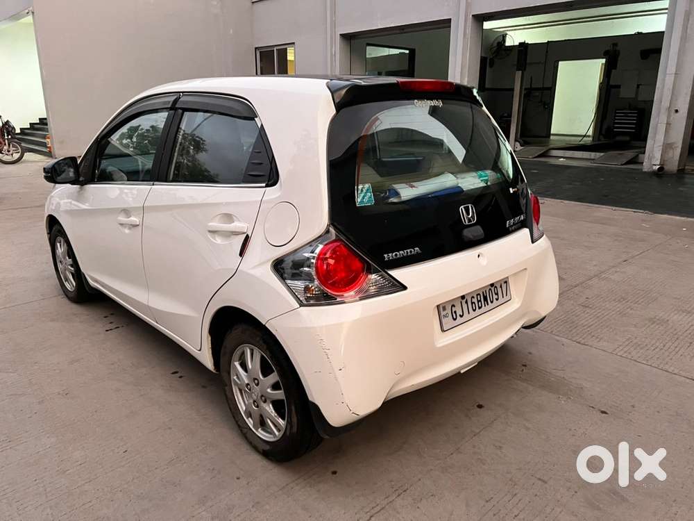 Honda Brio I V Tec