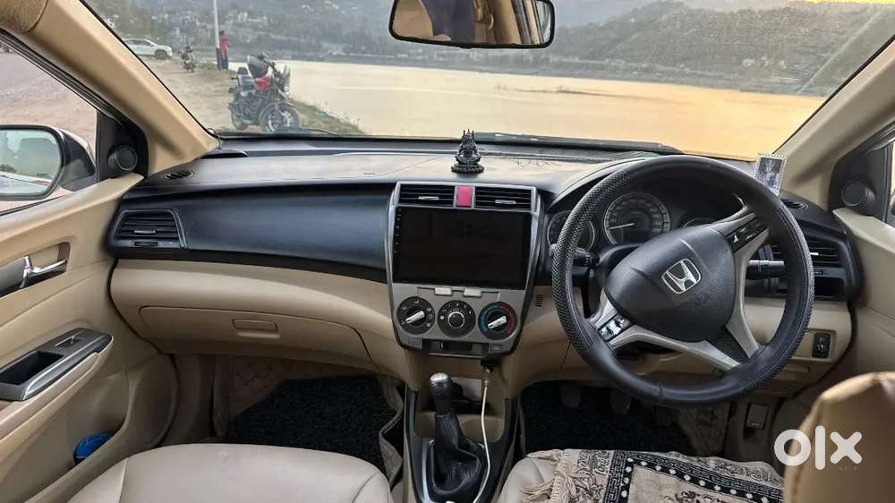 Honda City 2013 Petrol Well Maintained With Sunroof