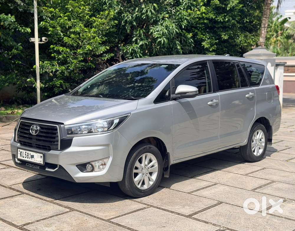 Toyota Innova Crysta 2.4 G Plus Mt 7 Str, 2024, Diesel