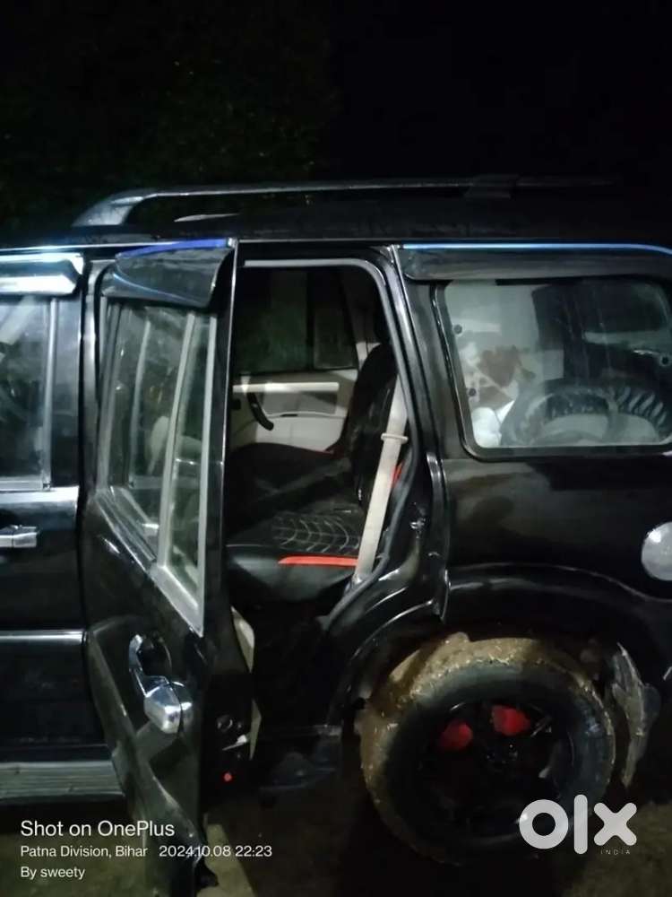 Mahindra Scorpio Diesel S10 2016
