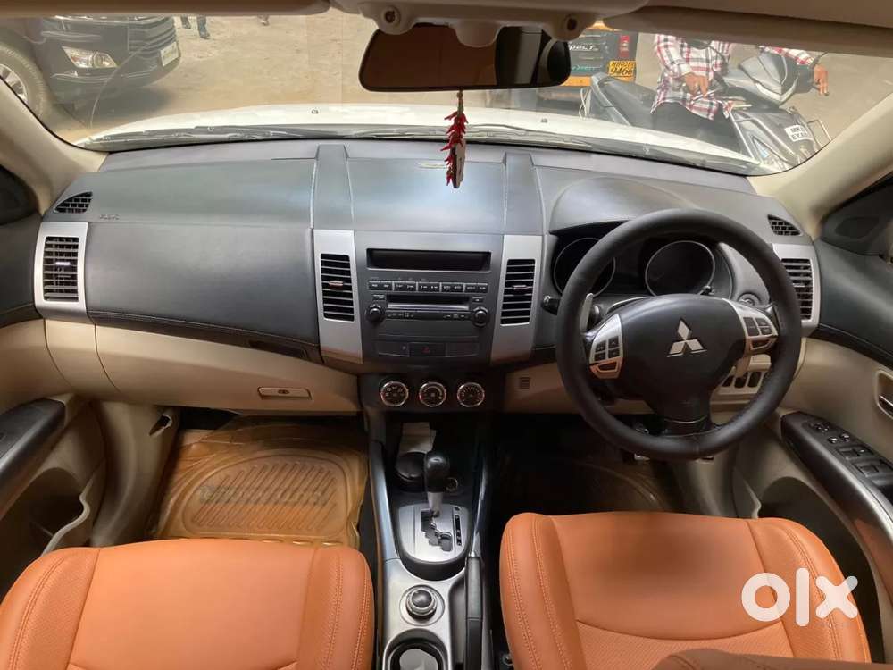 Mitsubishi Outlander, 2012, Petrol