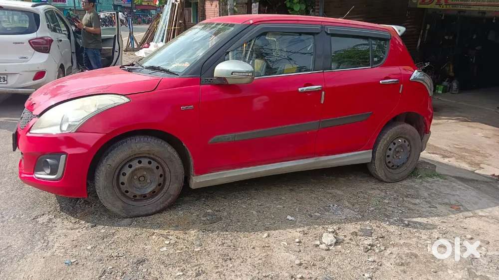 Maruti Suzuki Swift 1.3 Dlx 2011