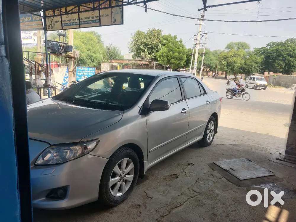 Toyota Corolla Altis 2010