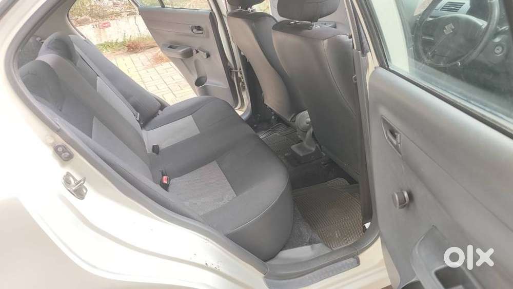 Maruti Suzuki Swift Dzire Vxi(o) Mt, 2009, Cng & Hybrids