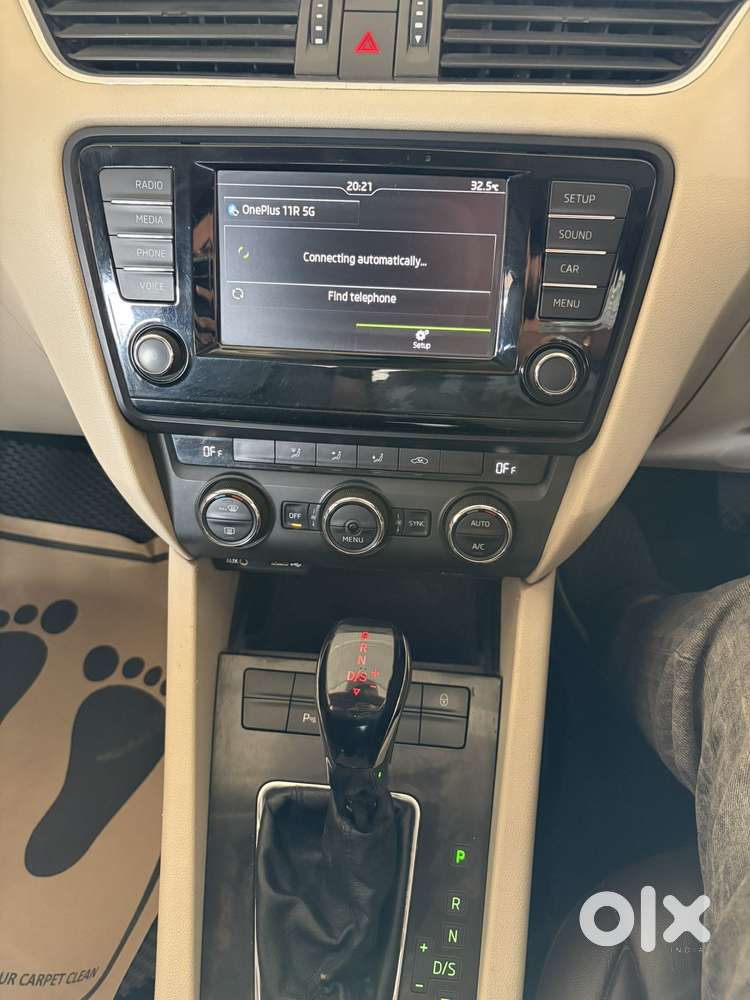 Skoda Octavia 1.8 Tsi Style Plus At, 2016, Petrol
