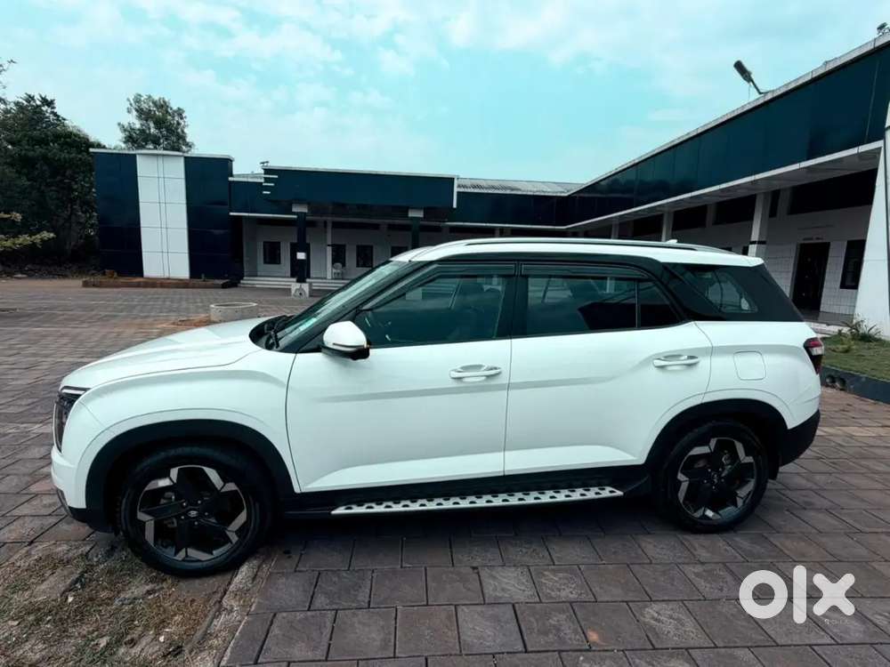 Hyundai Alcazar 2021 Diesel 26000 Km Driven