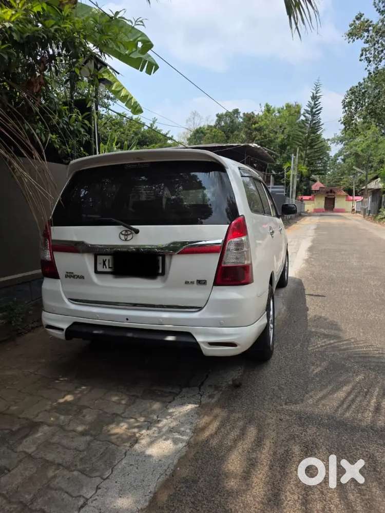 Toyota Innova 2010 Diesel 340000 Km Driven