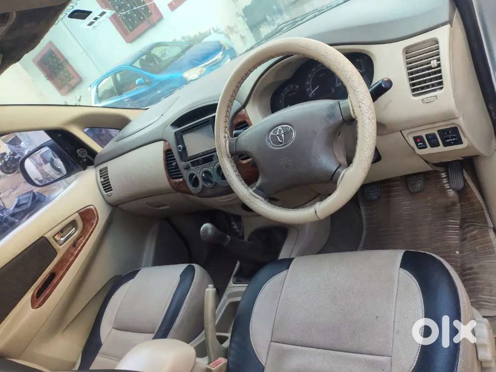 Toyota Innova 2.5v 2008