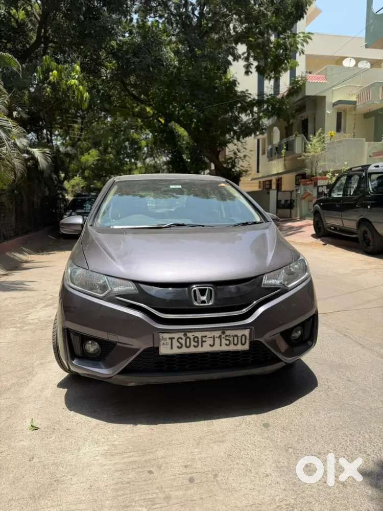 Honda Jazz Vx Cvt 2019 Petrol Automatic Top Model New Tyres