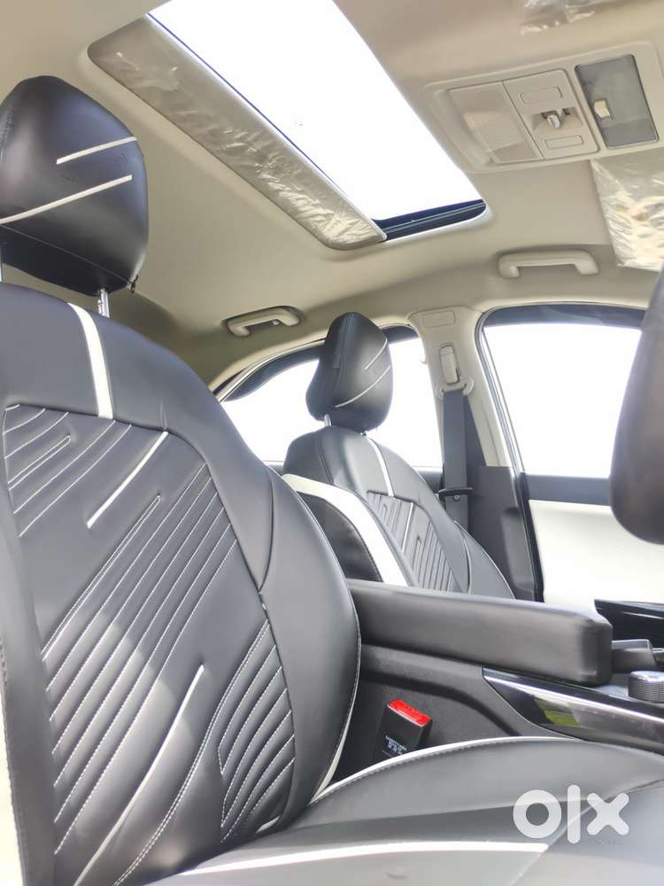 Tata Nexon Pure (s) 1.2 Petrol 6amt, 2024, Petrol