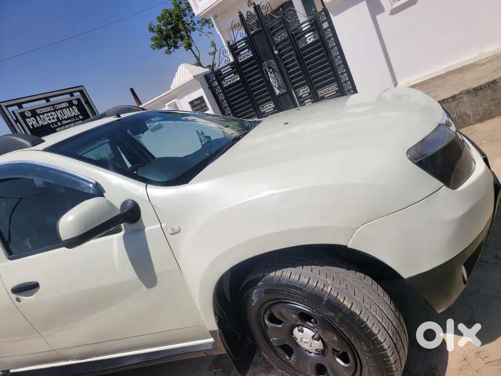Renault Duster 2014 Diesel 90000 Km Driven