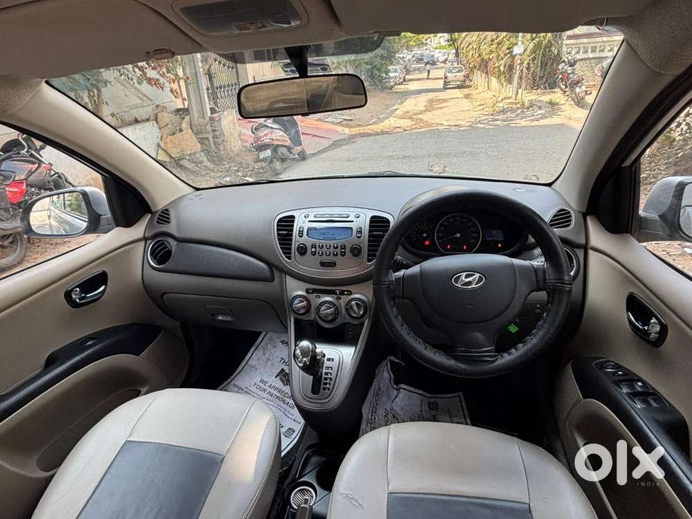 Hyundai I10 Sportz At, 2012, Petrol