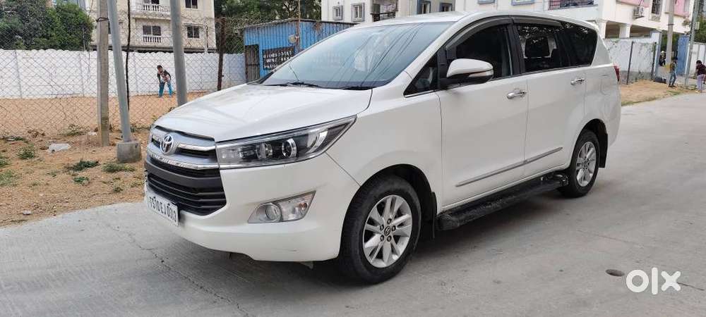 Toyota Innova Crysta 2.4 V 7 Str, 2016, Diesel