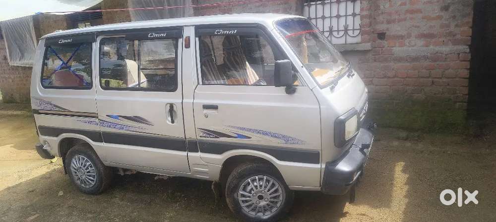 Maruti Suzuki Omni 2011