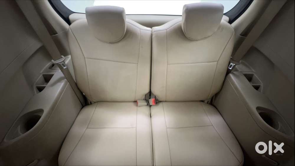 Maruti Suzuki Ertiga Vxi At, 2017, Petrol