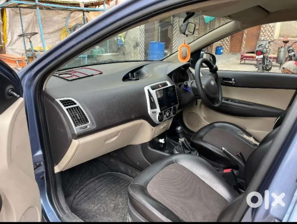 Hyundai I20 Magna 2012 Second-owner Car