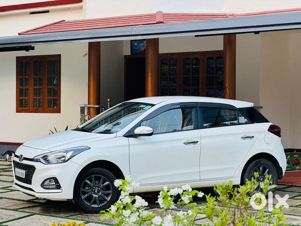 Hyundai I20 2019 31,000 Km Driven Petrol Automatic