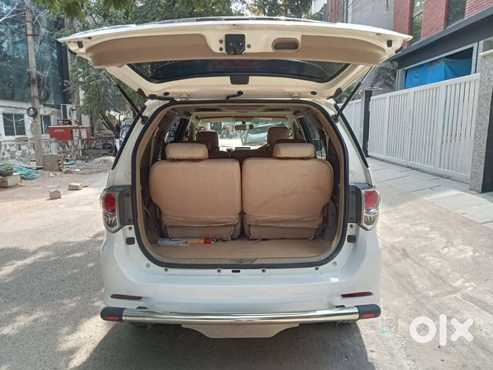 Toyota Fortuner 2011 Diesel
