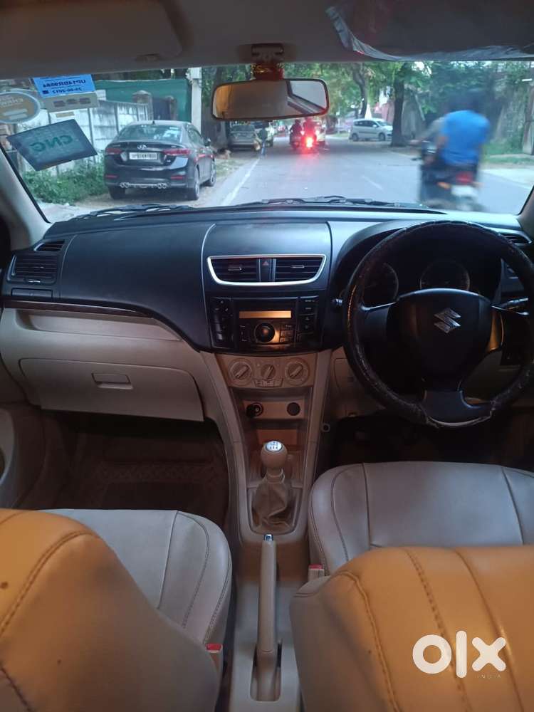 Maruti Suzuki Swift Dzire Vxi, 2012, Petrol