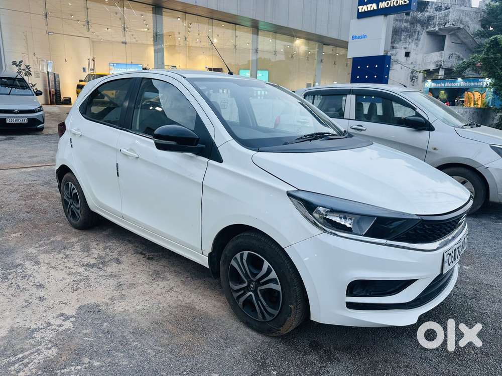 Tata Tiago 1.2 Revotron Xt (o), 2022, Petrol