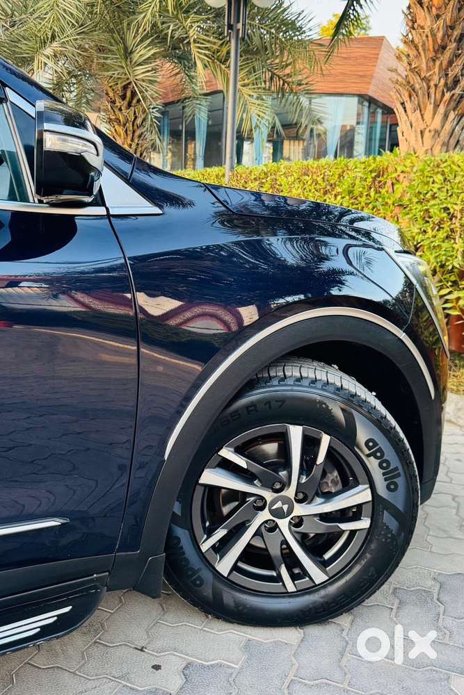 Mahindra Xuv700 2.2 Ax 7 Diesel At Str, 2022, Diesel