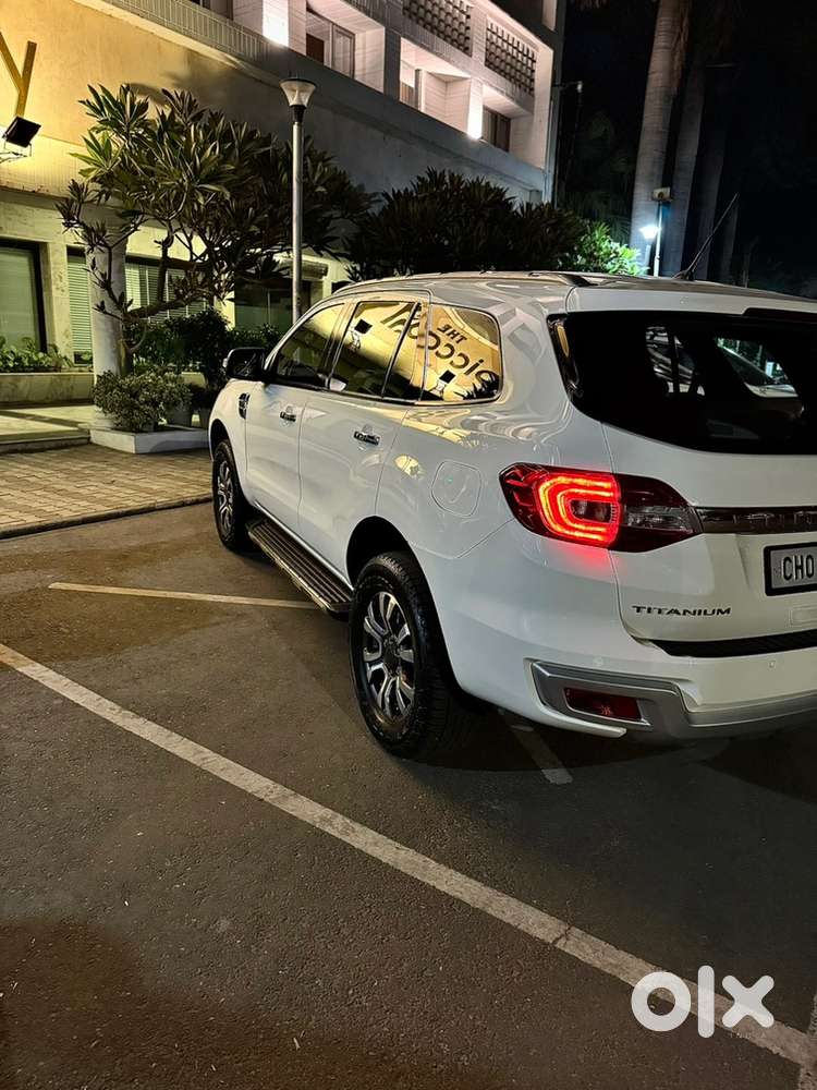 Ford Endeavour 2017 Diesel 4x4 Titanium Top Model