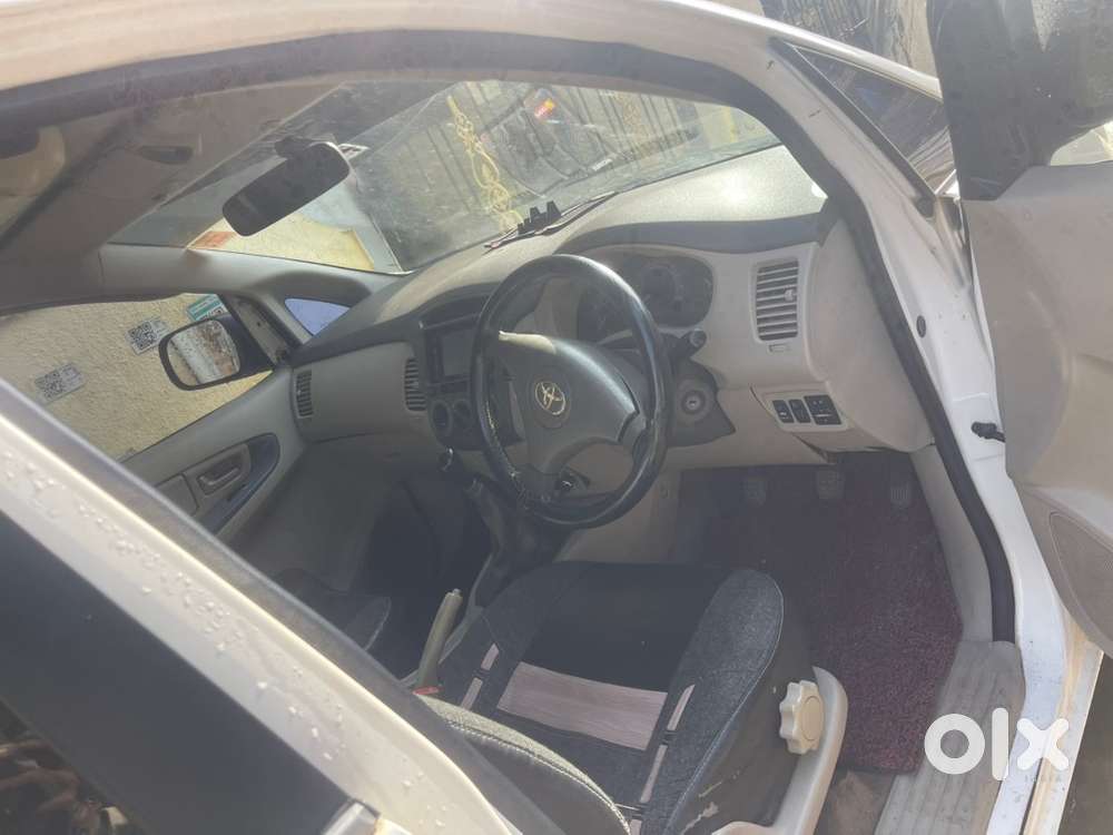 Toyota Innova Diesel 2011