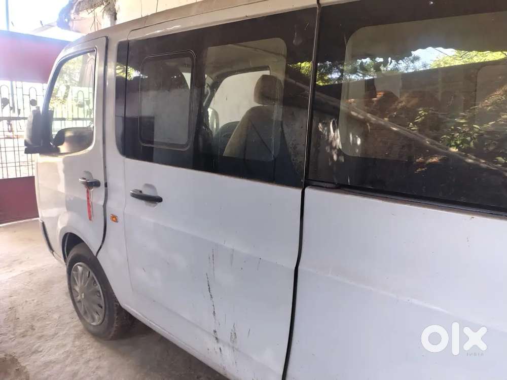 Tata Venture Diesel Lx 2013