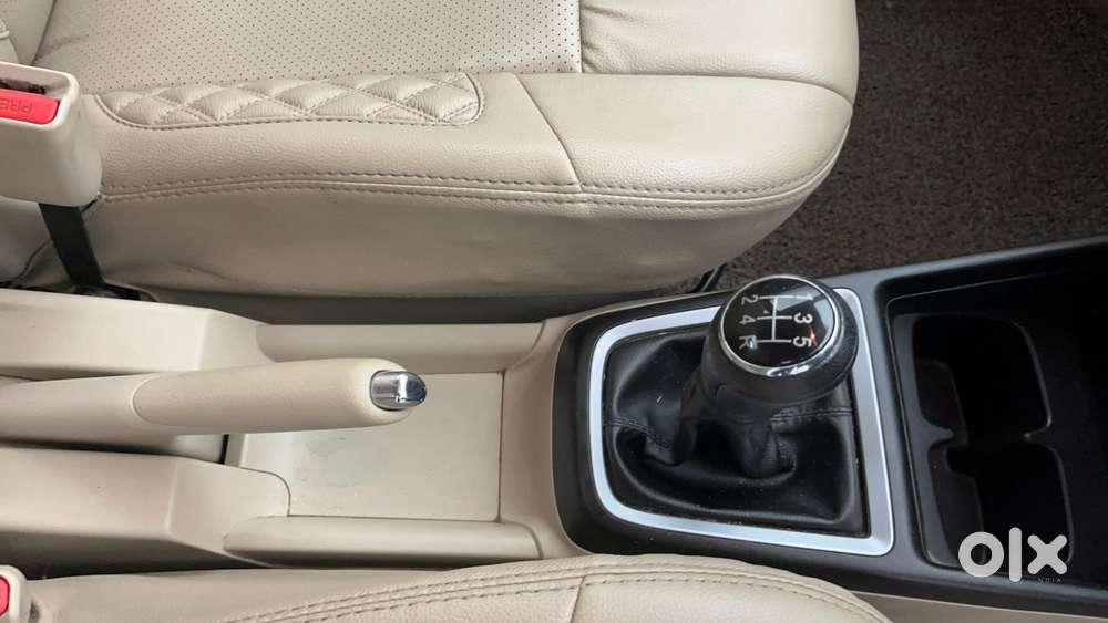 Maruti Suzuki Swift Dzire 1.2 Vxi Bsiv, 2019, Petrol