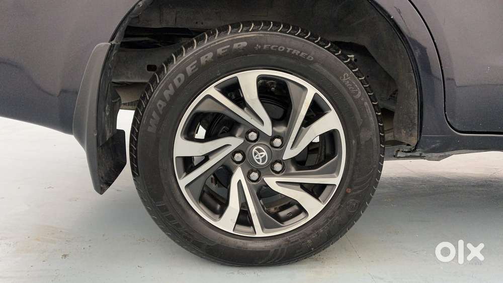 Toyota Innova Crysta [2020-ongoing] 2.4 Vx 7 Str, 2021, Diesel