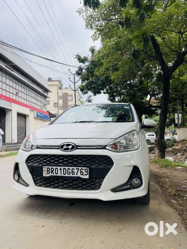Hyundai Grand I10 Sportz 2017 Petrol ( Mint Condition)
